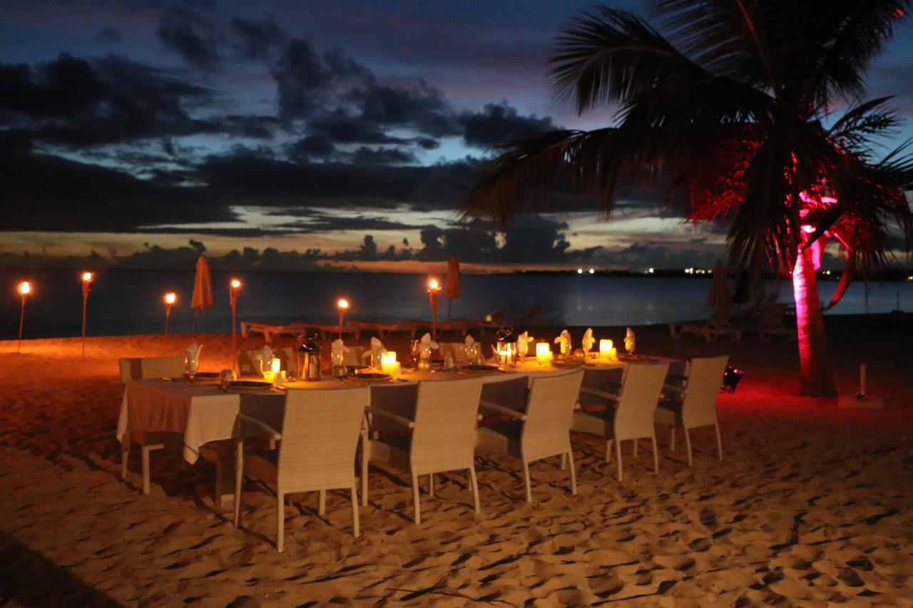 Rendezvous Bay Hotel Lower South Hill ภายนอก รูปภาพ